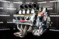 Aussie V8 Supercars race racing V 8 nissan engine      F 2048x1365
